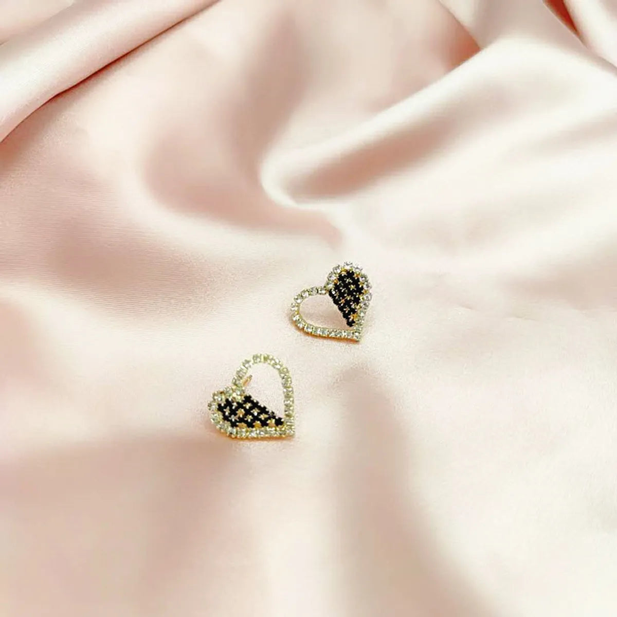 Half Hollow 8-100 Black | Artificial Pearls Rhinestones Shell Women'S Earrings