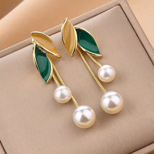 Leaf tassel earring ( Mix color)