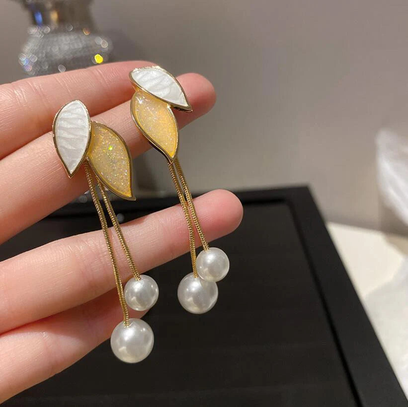 Leaf tassel earring ( Mix color)