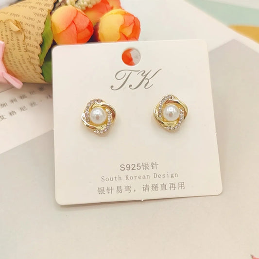 Korean Pearls Rhinestones Shell Women'S Earrings S925 8-205