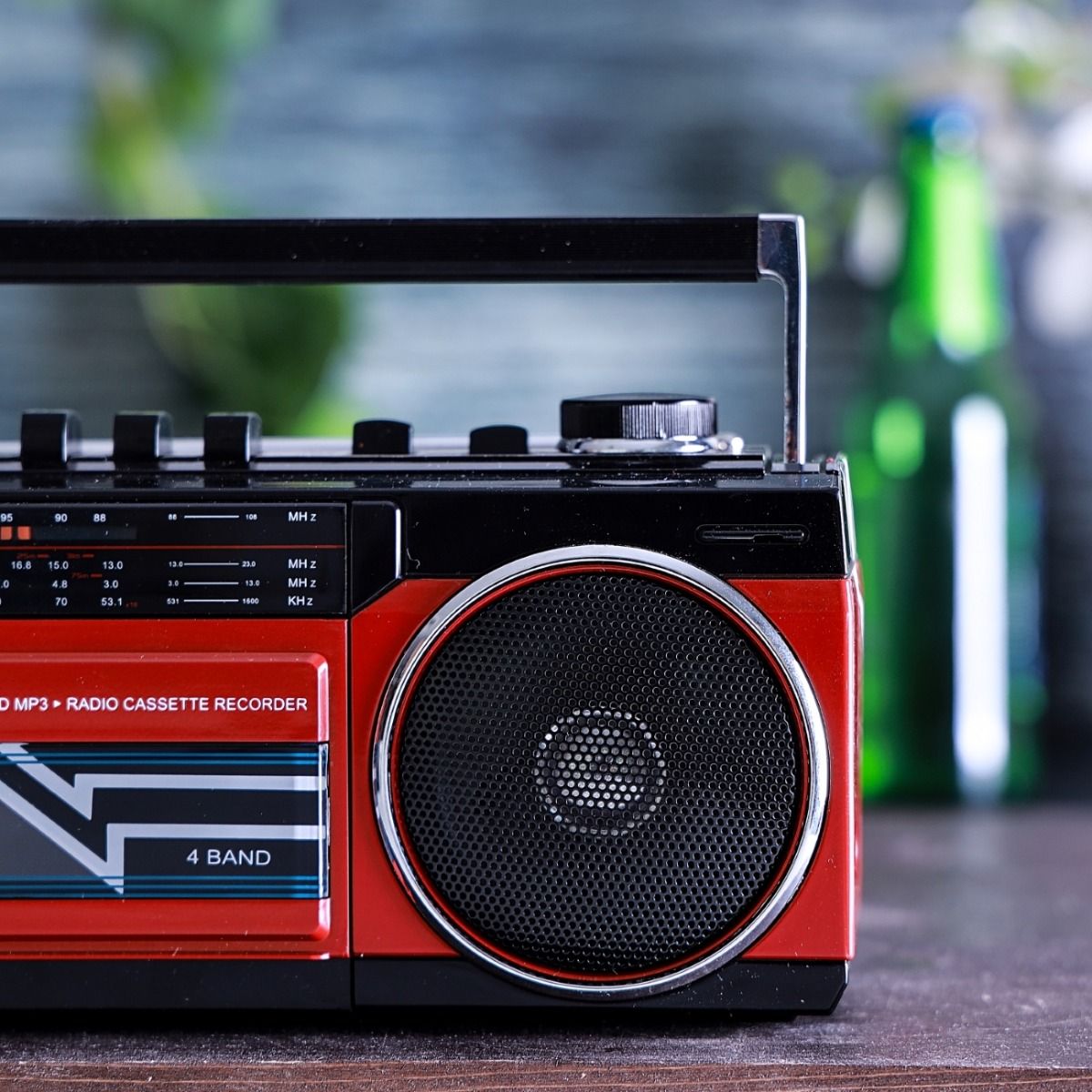 Geepas Radio Casset Recorder - Speakers with USB, SD Slots, MP3 & BT